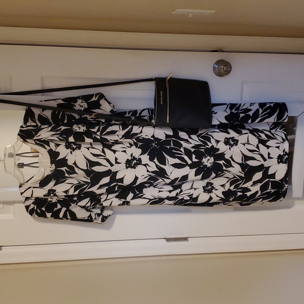 Black & White London Times dress